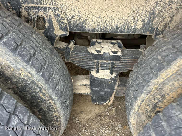 image for item EJ5266 1999 Freightliner FL112 dump truck