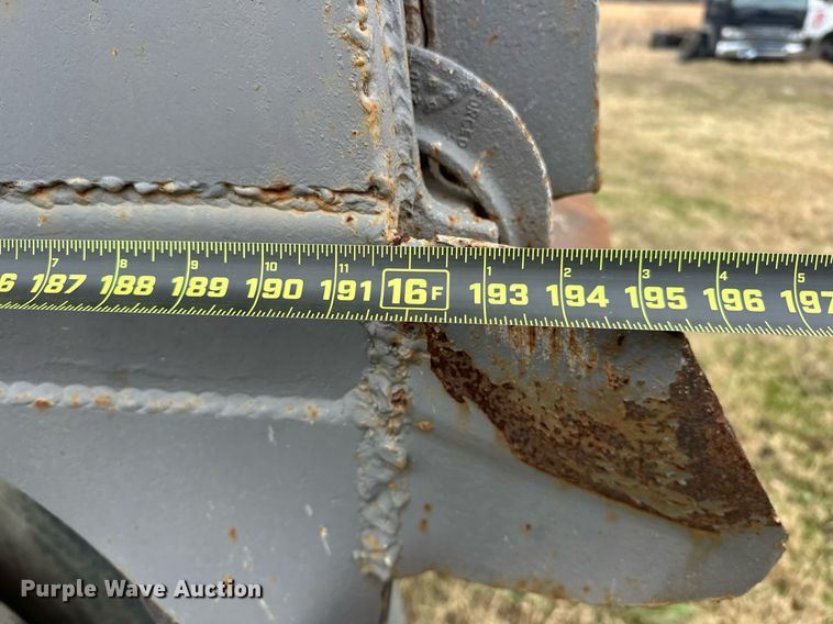 image for item EJ5266 1999 Freightliner FL112 dump truck