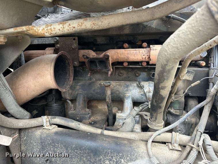 image for item EJ5266 1999 Freightliner FL112 dump truck