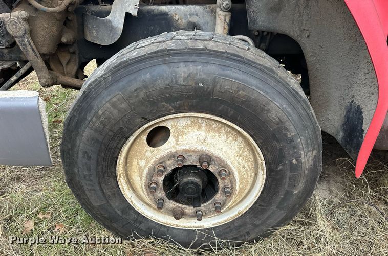 image for item EJ5266 1999 Freightliner FL112 dump truck