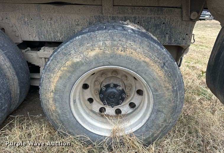 image for item EJ5266 1999 Freightliner FL112 dump truck