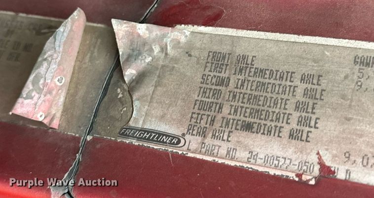 image for item EJ5266 1999 Freightliner FL112 dump truck