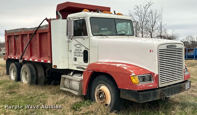 image for item EJ5267 1995 Freightliner FLD dump truck