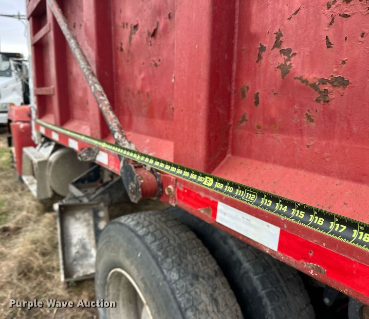 image for item EJ5267 1995 Freightliner FLD dump truck