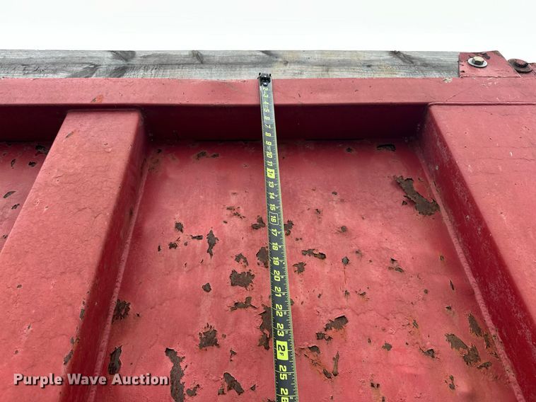 image for item EJ5267 1995 Freightliner FLD dump truck