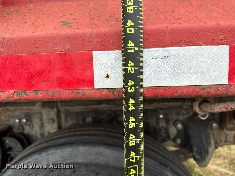 image for item EJ5267 1995 Freightliner FLD dump truck