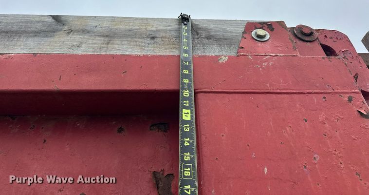 image for item EJ5267 1995 Freightliner FLD dump truck