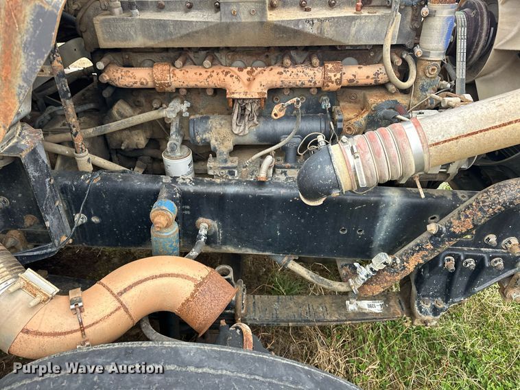 image for item EJ5267 1995 Freightliner FLD dump truck