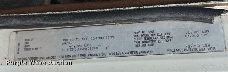 image for item EJ5267 1995 Freightliner FLD dump truck