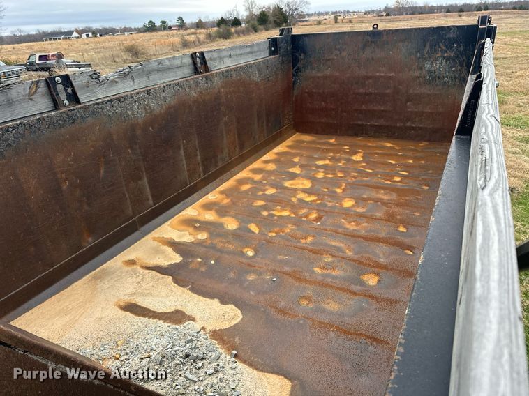 image for item EJ5268 2006 Sterling A9500 dump truck