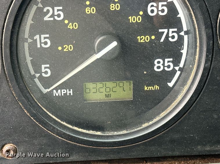 image for item EJ5268 2006 Sterling A9500 dump truck