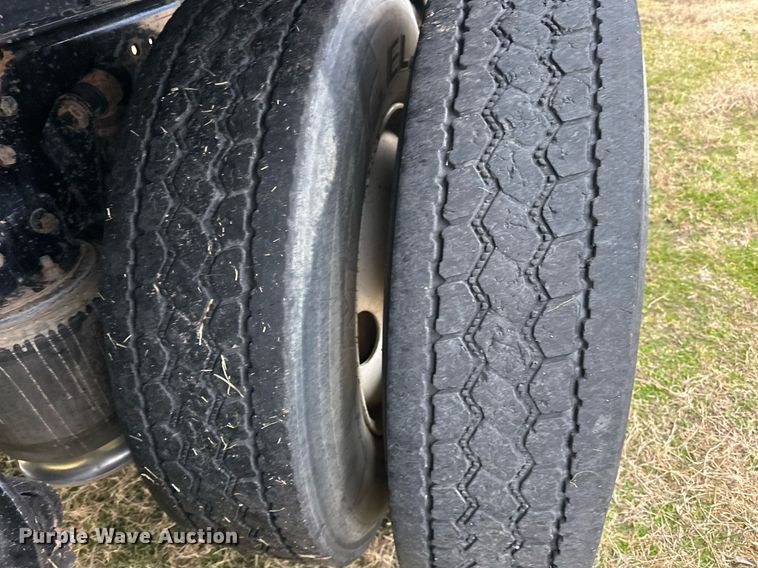 image for item EJ5268 2006 Sterling A9500 dump truck