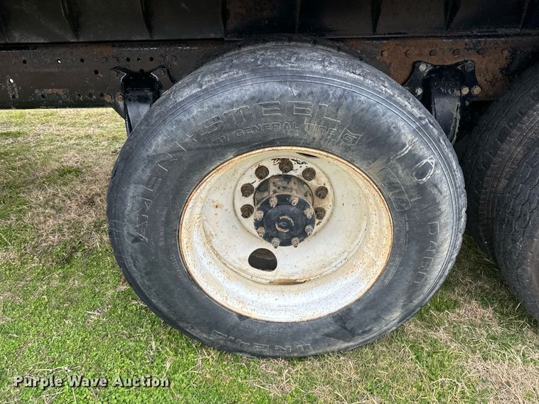 image for item EJ5268 2006 Sterling A9500 dump truck