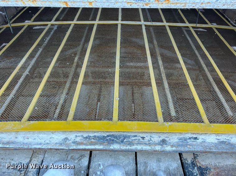 image for item EK2559 Terex  Cedarapids screen