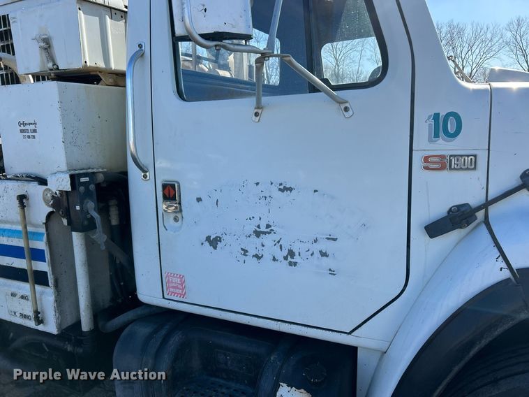 image for item EK2562 1988 International 1954 sewer jetter truck