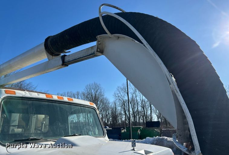 image for item EK2562 1988 International 1954 sewer jetter truck