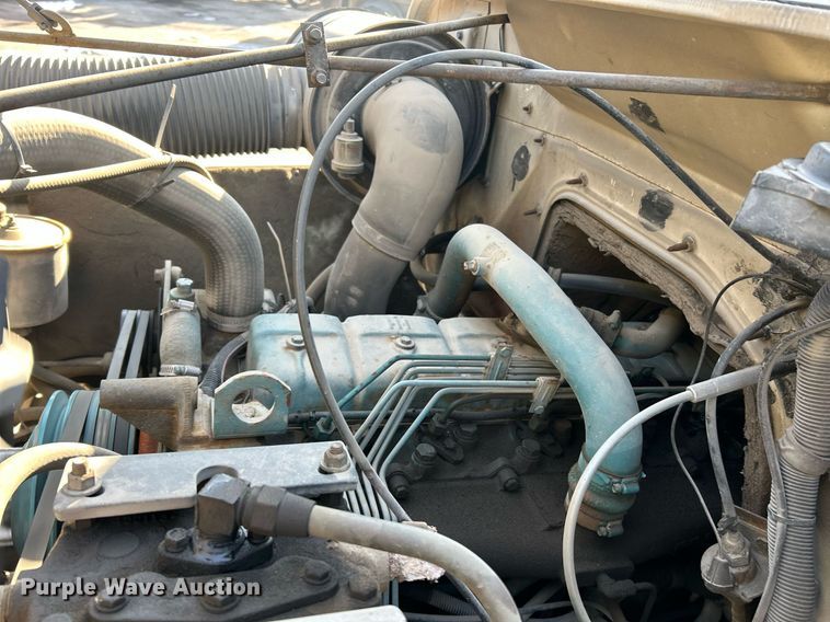 image for item EK2562 1988 International 1954 sewer jetter truck