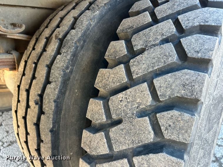 image for item EK2562 1988 International 1954 sewer jetter truck