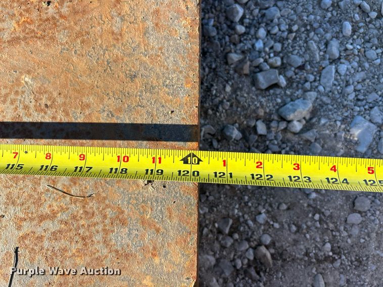 image for item EK2576 Steel road plates