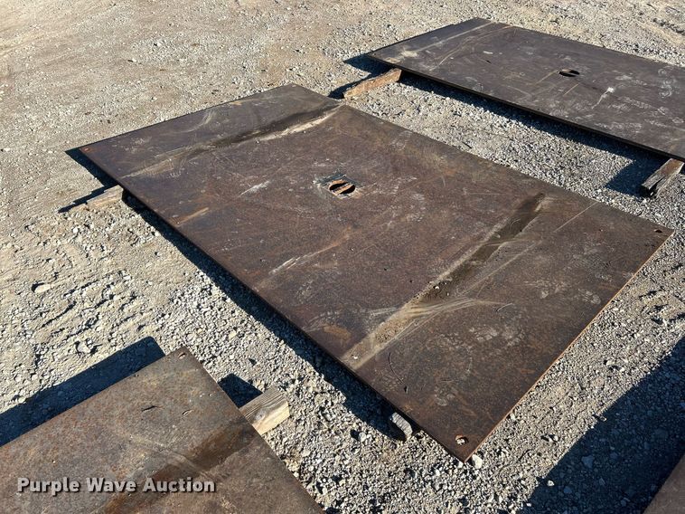 image for item EK2576 Steel road plates