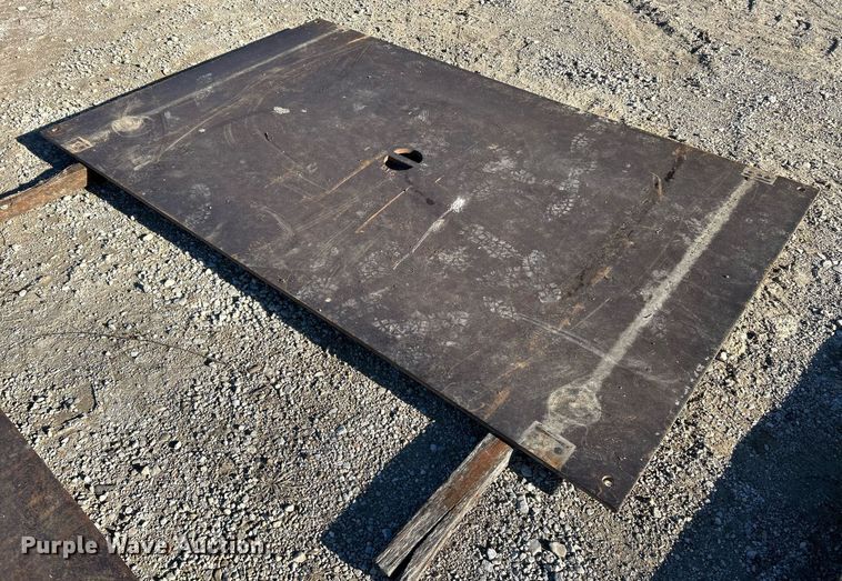 image for item EK2576 Steel road plates