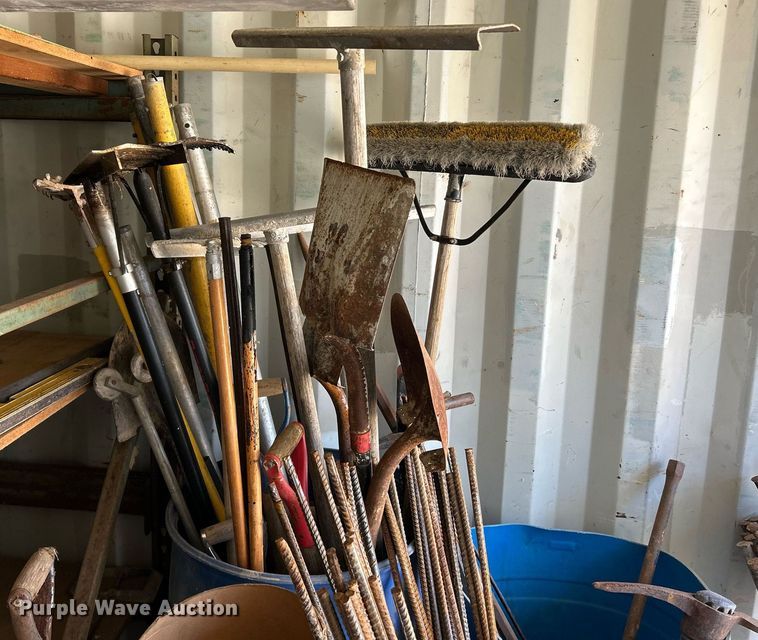 image for item EK2577 Shipping container with concrete tools