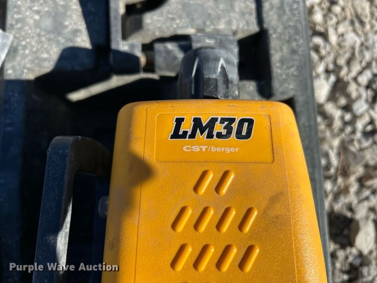 image for item EK2577 Shipping container with concrete tools