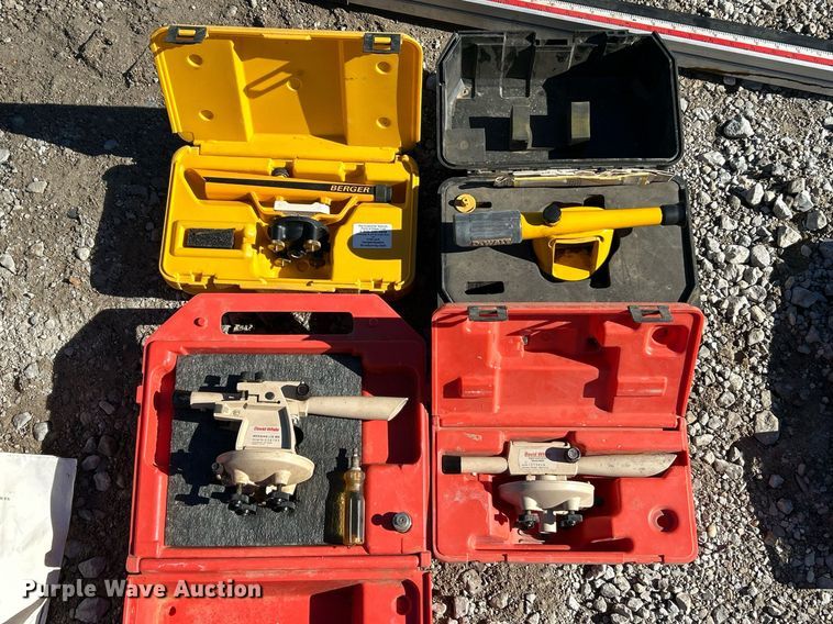 image for item EK2577 Shipping container with concrete tools