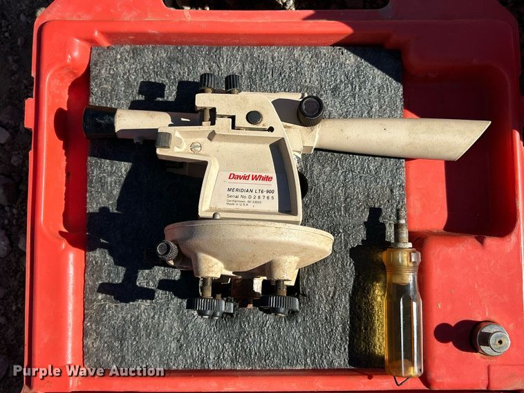 image for item EK2577 Shipping container with concrete tools