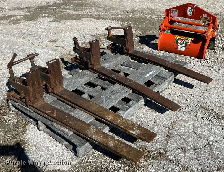 image for item EK2583 Forklift attachments