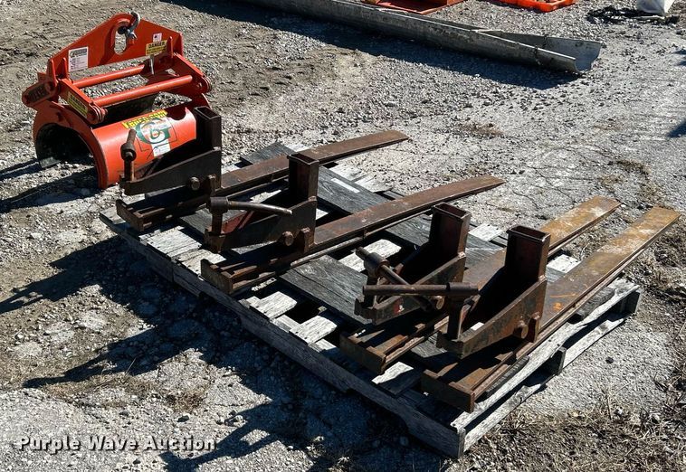 image for item EK2583 Forklift attachments