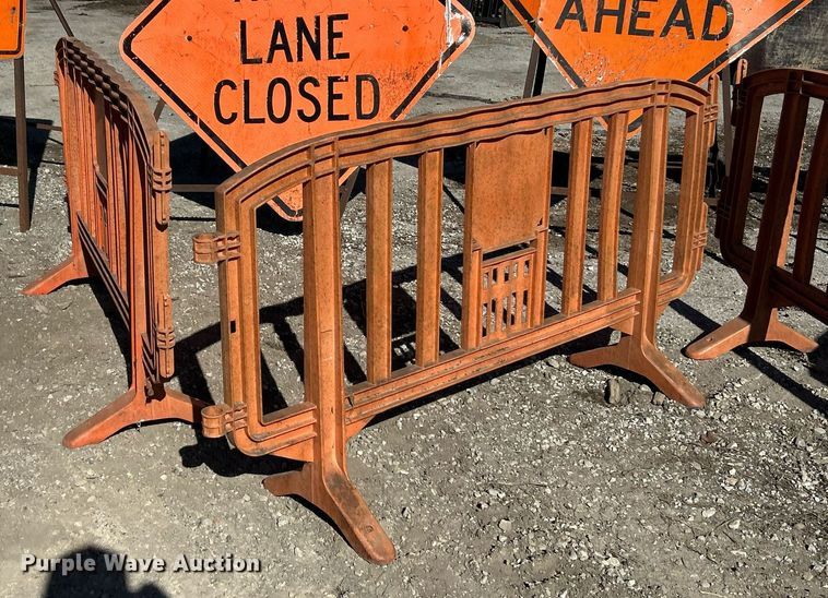 image for item EK2585 Road safety equipment