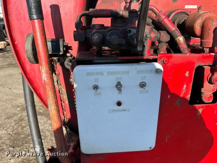 image for item EN2561 1997 Ford Louisville  sewer jetter truck