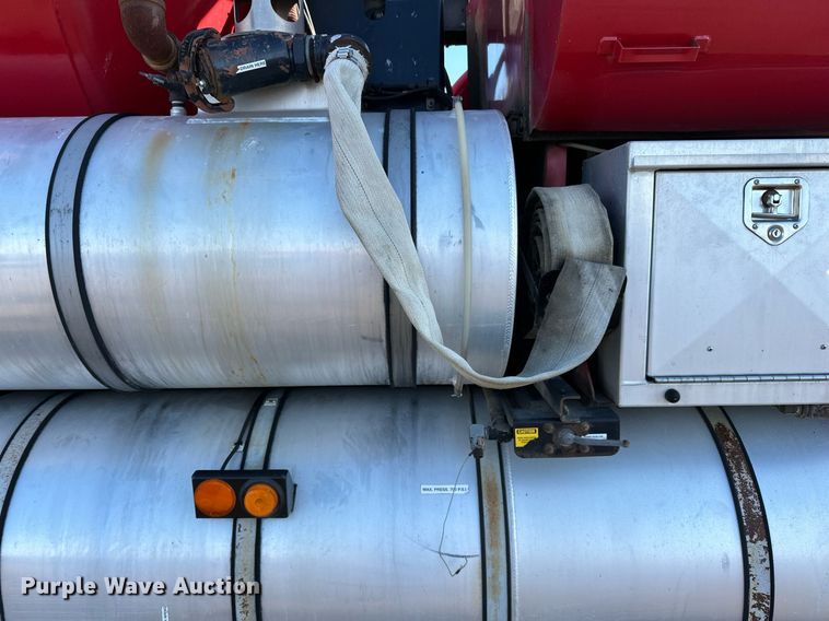 image for item EN2561 1997 Ford Louisville  sewer jetter truck