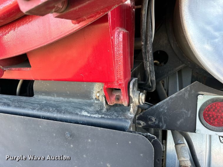 image for item EN2561 1997 Ford Louisville  sewer jetter truck