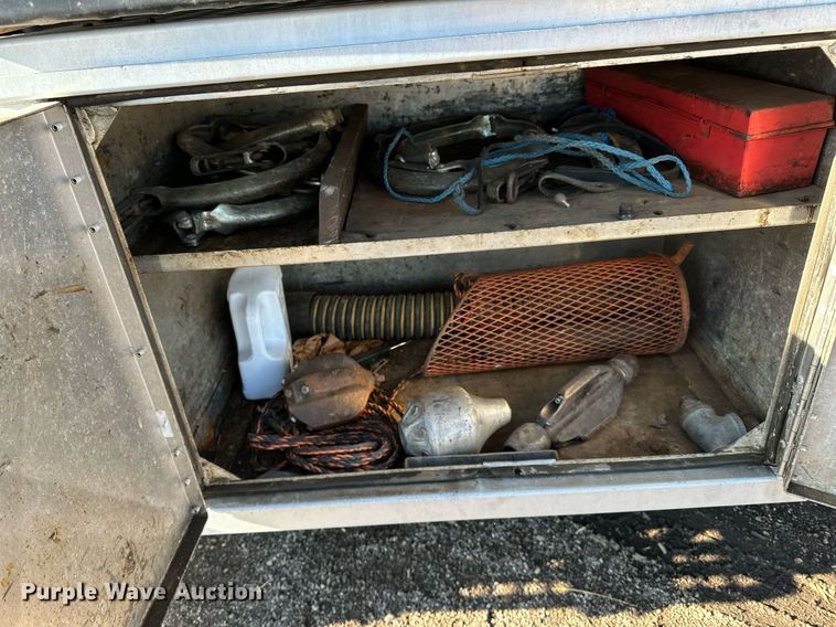 image for item EN2561 1997 Ford Louisville  sewer jetter truck