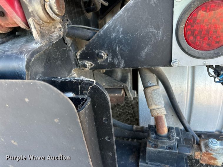 image for item EN2561 1997 Ford Louisville  sewer jetter truck