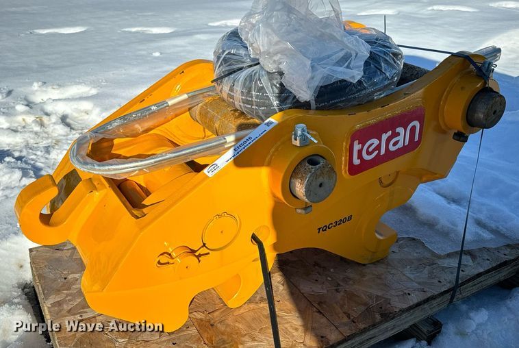 image for item EN5046 Teran TQC320B hydraulic quick coupler