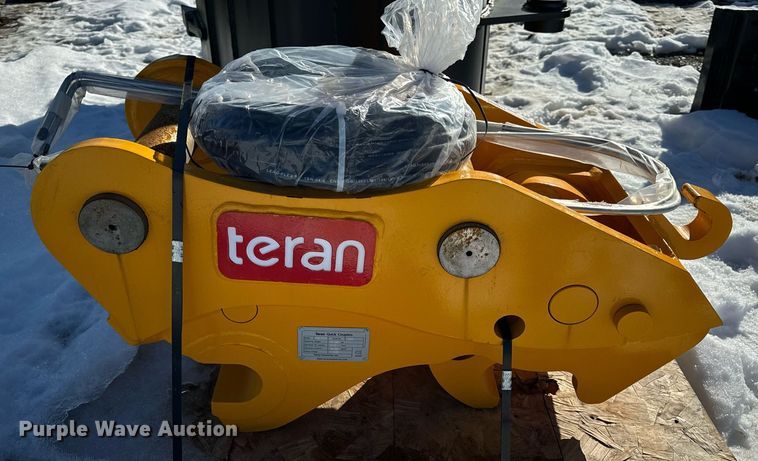 image for item EN5046 Teran TQC320B hydraulic quick coupler