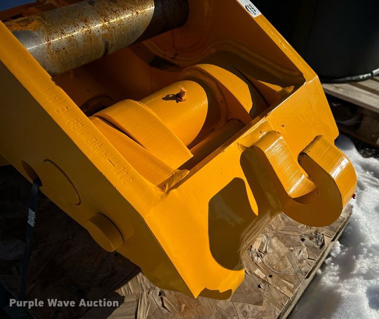 image for item EN5046 Teran TQC320B hydraulic quick coupler