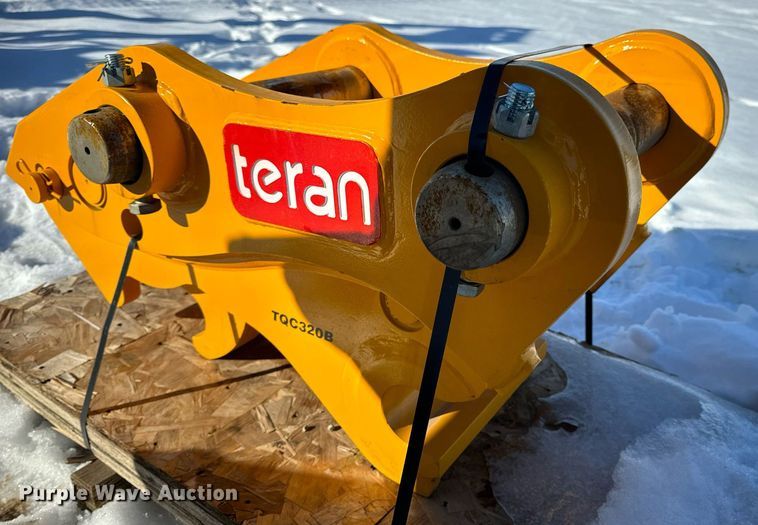 image for item EN5046 Teran TQC320B hydraulic quick coupler