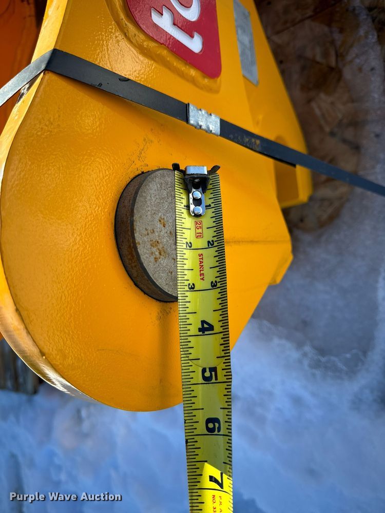 image for item EN5046 Teran TQC320B hydraulic quick coupler