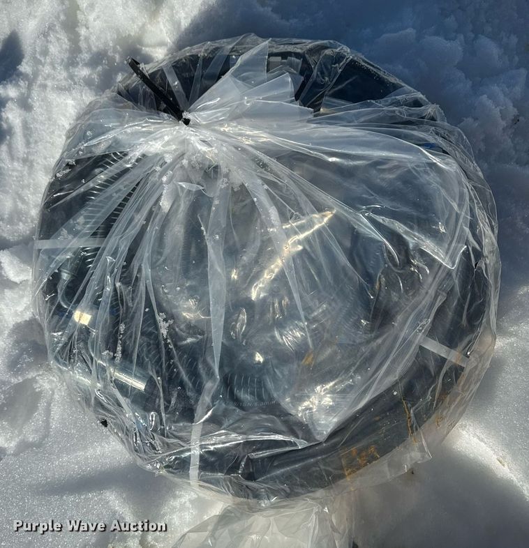 image for item EN5046 Teran TQC320B hydraulic quick coupler