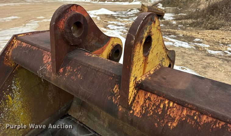 image for item EN5054 CG excavator bucket