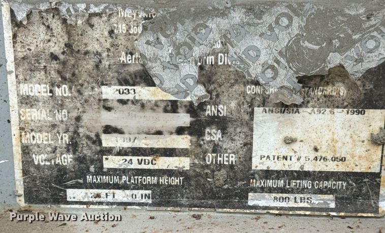 image for item EN5090 1997 Mayville 2033 scissor lift