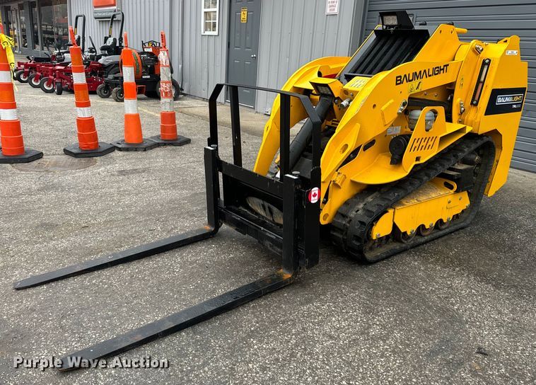 image for item EN5091 2023 Baumalight TRL620D compact utility loader