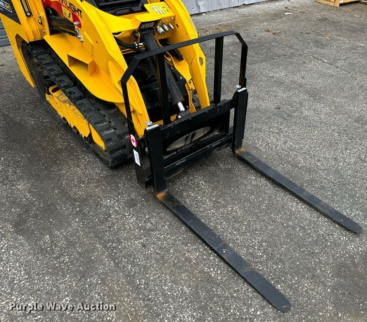 image for item EN5091 2023 Baumalight TRL620D compact utility loader