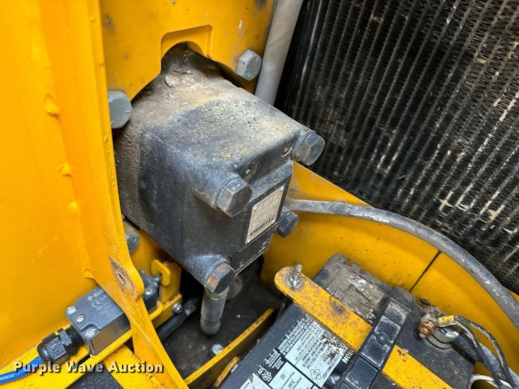 image for item EN5091 2023 Baumalight TRL620D compact utility loader