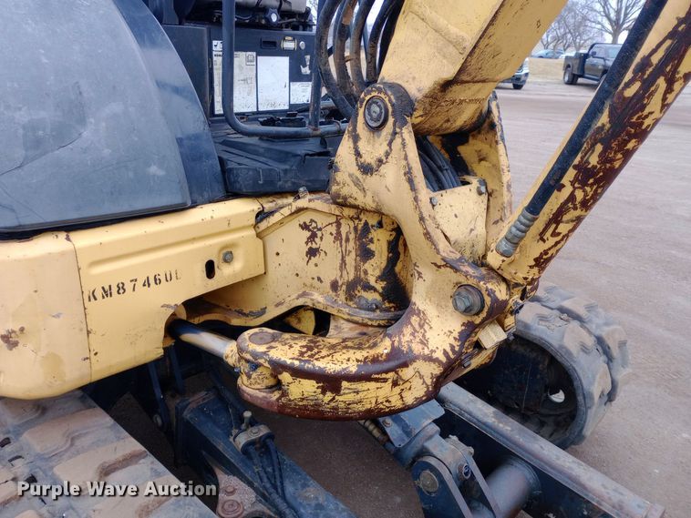 image for item EO0554 2008 Komatsu PC50MR-2 mini excavator