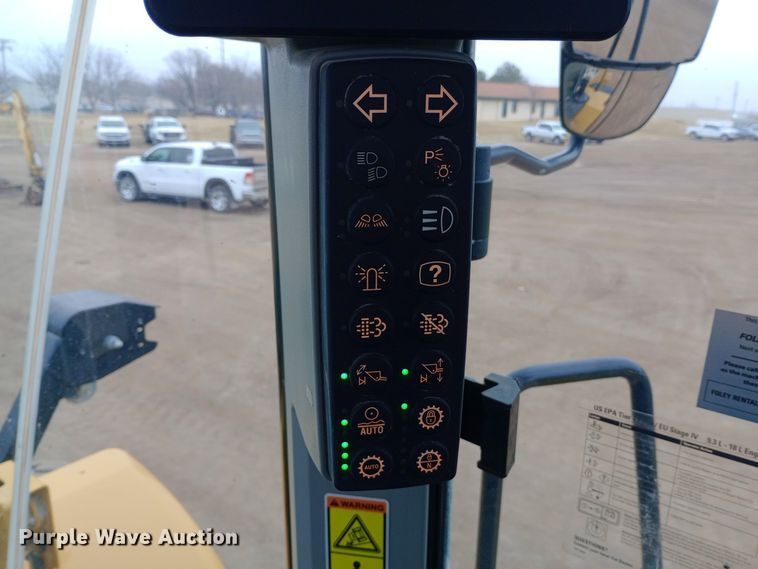 image for item EO0555 2015 Caterpillar 972M wheel loader